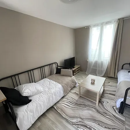 Апартаменты Spacieux Креи